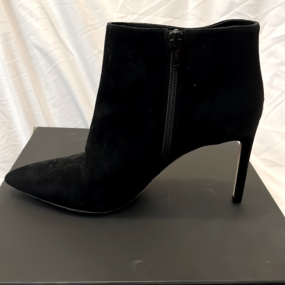 Vince Chara Black bootie. Womens size 9.5. - Picture 2 of 4